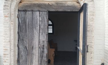 Quinta con capilla, terraza techada a pie de cerro