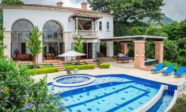 TE ALQUILO EXCLUSIVA FINCA EL OASIS LLAMANOS AL3024277586 FINCA ESPECTACULARA PARA DESCANSAR EN FAMILIA!!