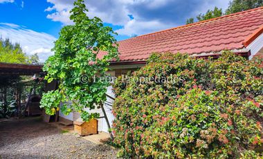 Leon Propiedades vende casa en condominio Valle los Naranjos, Curacaví.