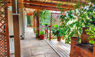 Leon Propiedades vende casa en condominio Valle los Naranjos, Curacaví.