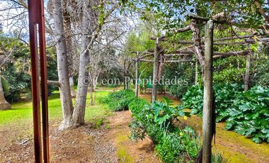 Leon Propiedades vende casa en condominio Valle los Naranjos, Curacaví.