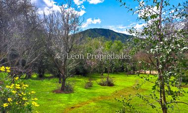 Leon Propiedades vende casa en condominio Valle los Naranjos, Curacaví.