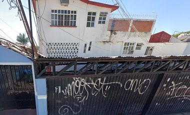 Oportunidad de Remate Bancario en Calle Baluarte 96, Col. Centro, Municipio de Cuautla en el Estado de Morelos.