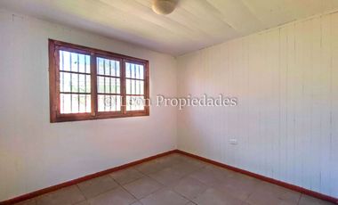 Leon Propiedades vende hermosa parcela de 2ha, con 2 casas en condominio el Mauco, Curacaví