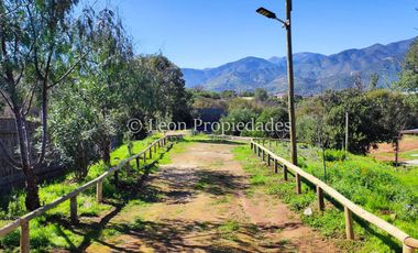 Leon Propiedades vende hermosa parcela de 2ha, con 2 casas en condominio el Mauco, Curacaví