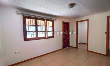 Leon Propiedades vende hermosa parcela de 2ha, con 2 casas en condominio el Mauco, Curacaví
