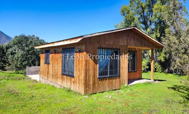 Leon Propiedades vende hermosa parcela de 2ha, con 2 casas en condominio el Mauco, Curacaví