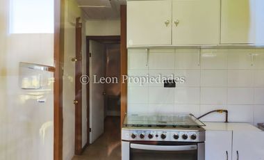 Leon Propiedades vende hermosa parcela de 2ha, con 2 casas en condominio el Mauco, Curacaví