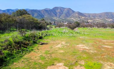 Leon Propiedades vende hermosa parcela de 2ha, con 2 casas en condominio el Mauco, Curacaví