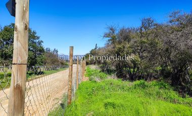 Leon Propiedades vende hermosa parcela de 2ha, con 2 casas en condominio el Mauco, Curacaví