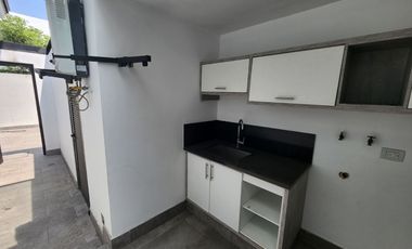 Isla Mocoli, Alquilo Hermosa Casa con acabados de Primera y Pïscina