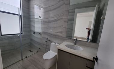 Isla Mocoli, Alquilo Hermosa Casa con acabados de Primera y Pïscina