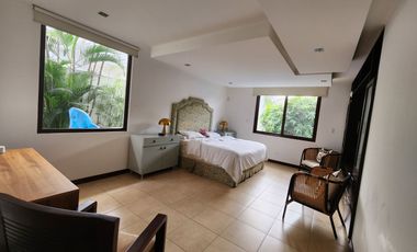 Samborondon, Alquilo Hermosa Casa con Piscina