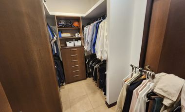 Samborondon, Alquilo Hermosa Casa con Piscina