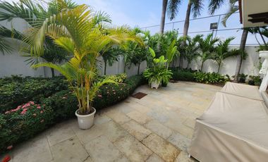 Samborondon, Alquilo Hermosa Casa con Piscina