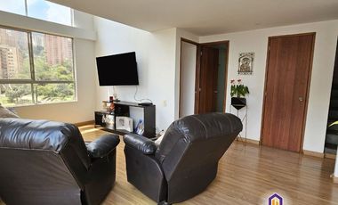 Apartamento dúplex de 3 alcobas en venta. Medellín - El Poblado Los Balsos
