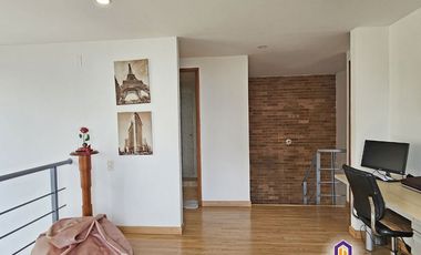 Apartamento dúplex de 3 alcobas en venta. Medellín - El Poblado Los Balsos