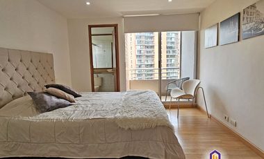 Apartamento dúplex de 3 alcobas en venta. Medellín - El Poblado Los Balsos