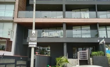 Alquilo hermoso departamento en estreno completamente amoblado en el Malecon De Barranco
