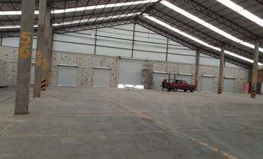 Nave Industrial y/o Almacenamiento 10,500 m2 Andenes Rampa Báscula en Parque Industrial