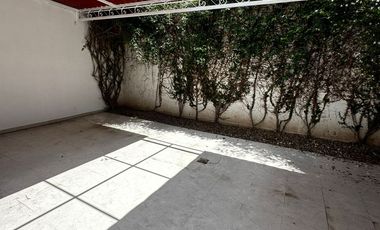 en venta casa en RUSCELLO residencial al norponiente de Ags coto con albercA VIGILANCIA