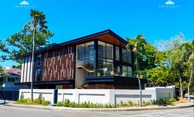 3 Storey Brand New House in Alabang, Muntinlupa at AAV Ayala Alabang Village