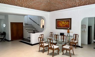 Casa con terraza, jardín y alberca privada, en venta, Villa Magna, Cancun.