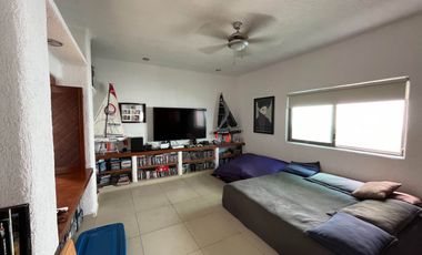 Casa con terraza, jardín y alberca privada, en venta, Villa Magna, Cancun.
