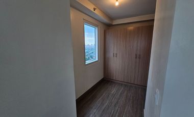 FOR SALE - Unfurnished Corner Unit with Balcony in The Connor in Greenhills Greenhills, San Juan City