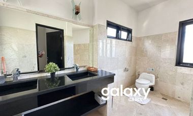 JUAL SEWA VILLA CANTIK DI PALAPA DHARMAWANGSA KAMPIAL NUSA DUA BADUNG, BALI