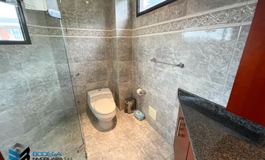 CASA CON HERMOSA VISTA UBICADA EN LA PARTE ALTA DEL CLUB APOSENTOS (BRICEÑO)