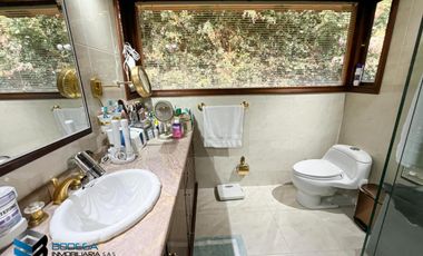 CASA CON EXCELENTE  VISTA UBICADA EN LA PARTE MEDIA DEL CLUB APOSENTOS (BRICEÑO)