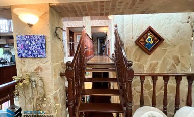 CASA CON EXCELENTE  VISTA UBICADA EN LA PARTE MEDIA DEL CLUB APOSENTOS (BRICEÑO)