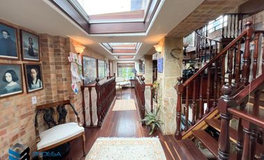 CASA CON EXCELENTE  VISTA UBICADA EN LA PARTE MEDIA DEL CLUB APOSENTOS (BRICEÑO)