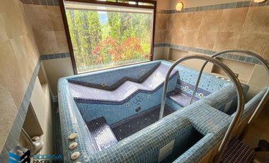 CASA CON EXCELENTE  VISTA UBICADA EN LA PARTE MEDIA DEL CLUB APOSENTOS (BRICEÑO)