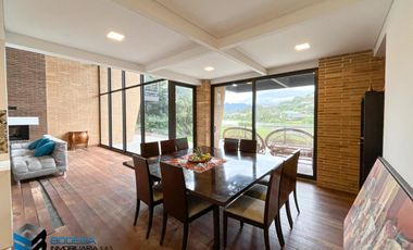 CASA CON EXCELENTE  VISTA HACIA EL LAGO.  SUPERMODERNA -  CLUB APOSENTOS (BRICEÑO)