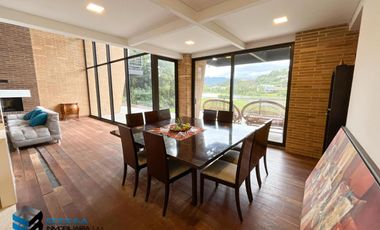 CASA CON EXCELENTE  VISTA HACIA EL LAGO.  SUPERMODERNA -  CLUB APOSENTOS (BRICEÑO)