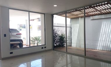 45718 Casa en arriendo en el sector La Intermedia