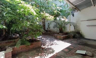 VENDEMOS CASA COMERCIAL SOTOMAYOR ANTIGUIO CAMPESTRE BUCARAMANGA