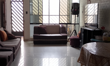 SE VENDE CASA EN CARABAYLLO, 4 PISOS