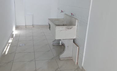 SE VENDE CASA EN CARABAYLLO, 4 PISOS