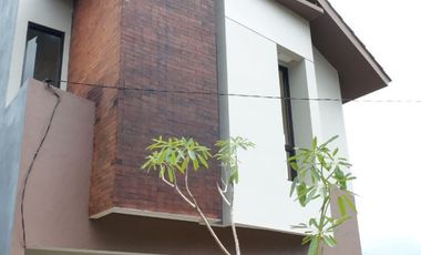 Rumah Dijual Di Cibinong Bogor Perumahan Cluster baru pemda Sukahati Jual Baru Murah Dekat Stasiun