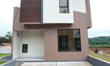 Rumah Dijual Di Cibinong Bogor Perumahan Cluster baru pemda Sukahati Jual Baru Murah Dekat Stasiun