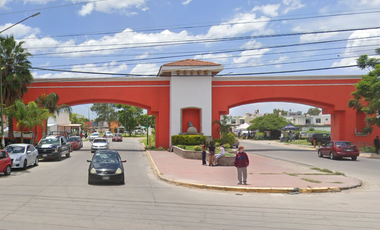 CASA EN FRACCIONAMIENTO VILLA FONTANA, TLAQUEPAQUE JALISCO.