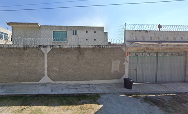 CASA EN CALLE D, BOSQUES DE AMALUCAN, PUEBLA .  ¡NO CRÉDITOS!