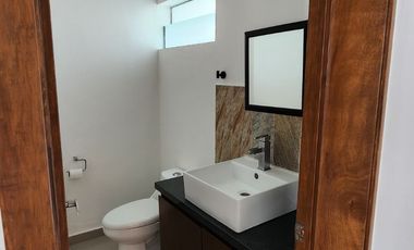 Descubre tu próximo hogar en un espacio tranquilo y agradable, en una excelente casa en renta en el Fraccionamiento Triventi