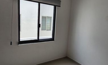 Descubre tu próximo hogar en un espacio tranquilo y agradable, en una excelente casa en renta en el Fraccionamiento Triventi