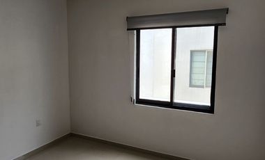 Descubre tu próximo hogar en un espacio tranquilo y agradable, en una excelente casa en renta en el Fraccionamiento Triventi