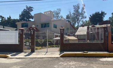 CASA EN VENTA EN BOSQUES DEL LAGO