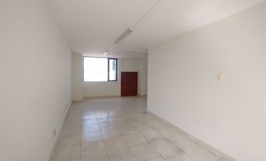 Oficina en arriendo en Alto Prado.